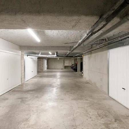 Lovely 2 Bedroom With Pool *